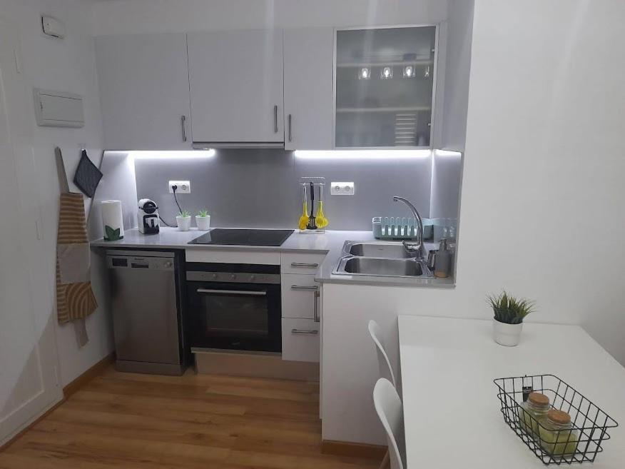 شقة Terrassa-Solarium Centre بلاتجا ذارو المظهر الخارجي الصورة